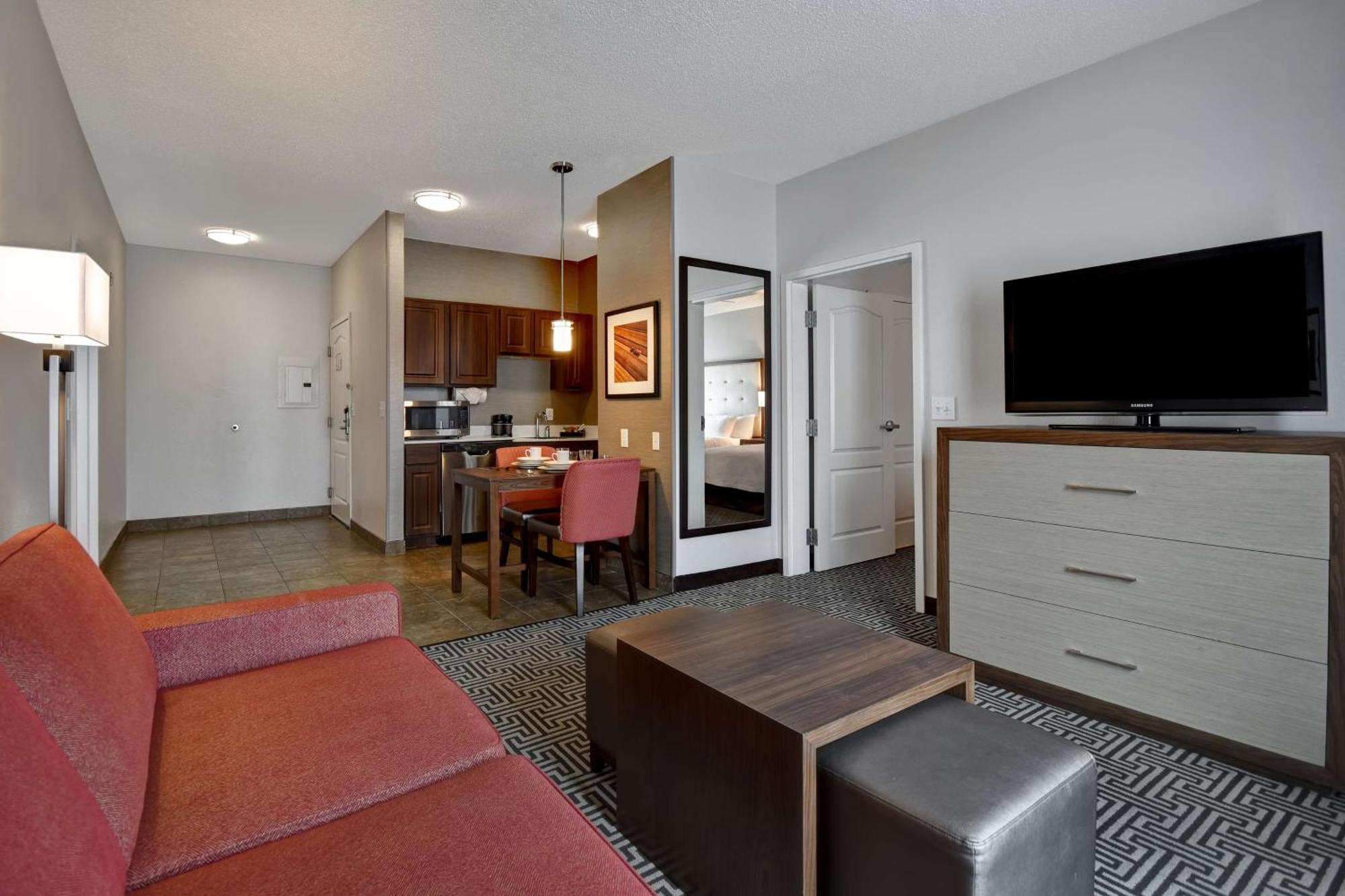 Homewood By Hilton Hou Intercontinental Airport Hotel 3*